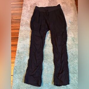 Women’s The North Face Aphrodite Pants (medium)